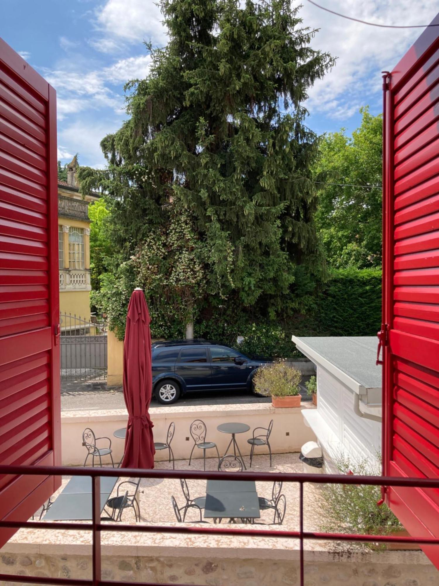 Locanda Il Cavallino 明乔河畔的瓦雷奇奥 外观 照片